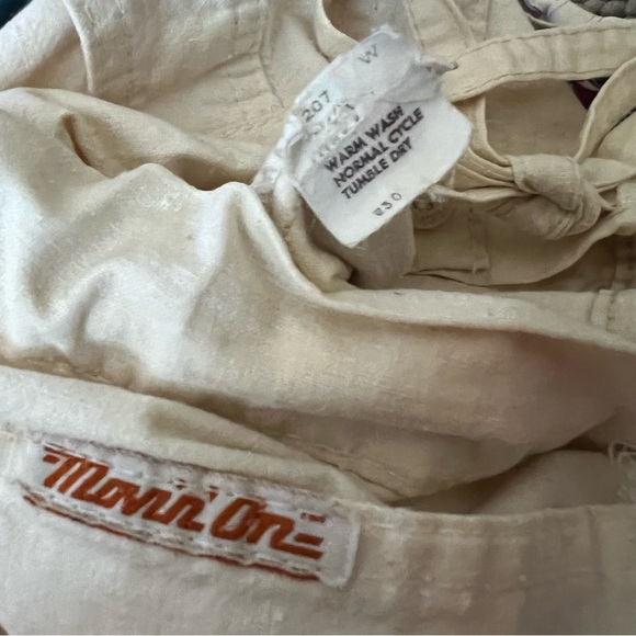 Levi’s Movin On Shorts - RARE, Early 1980’s, Cotton-high waist drawstring shorts - Picture 7 of 7